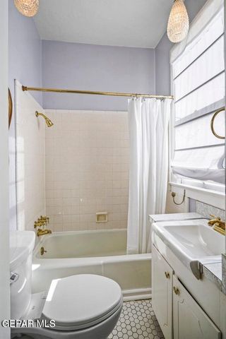 3225 Fort Boulevard 1, El Paso, TX 79930