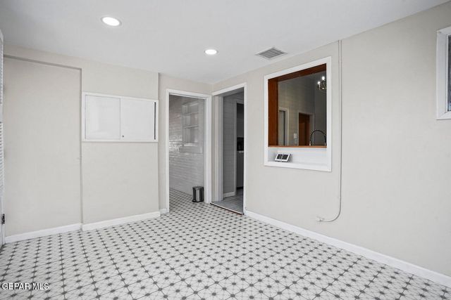 3225 Fort Boulevard 1, El Paso, TX 79930