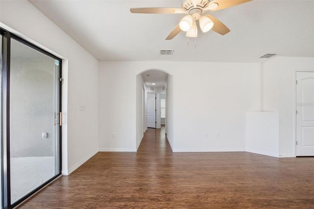 906 WYNNMERE WALK AVENUE, Ruskin, FL 33570