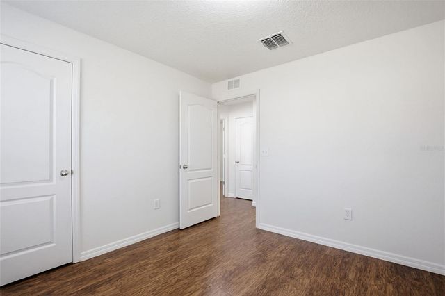 906 WYNNMERE WALK AVENUE, Ruskin, FL 33570