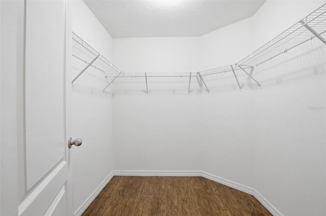 906 WYNNMERE WALK AVENUE, Ruskin, FL 33570