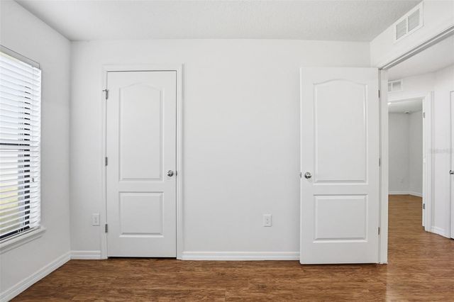 906 WYNNMERE WALK AVENUE, Ruskin, FL 33570