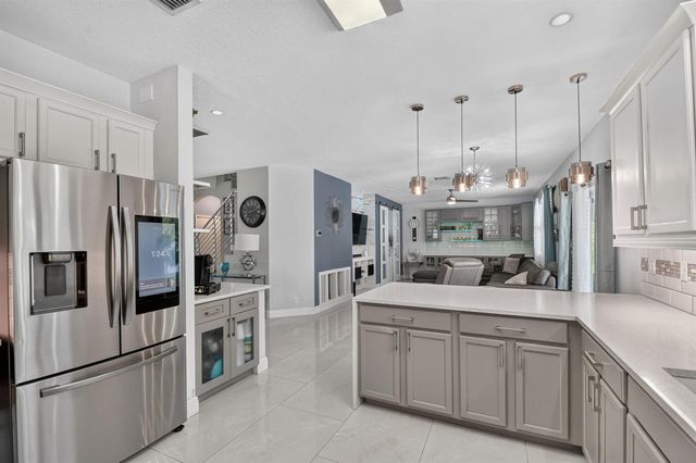 8890 Cobblestone Point Circle, Boynton Beach, FL 33472