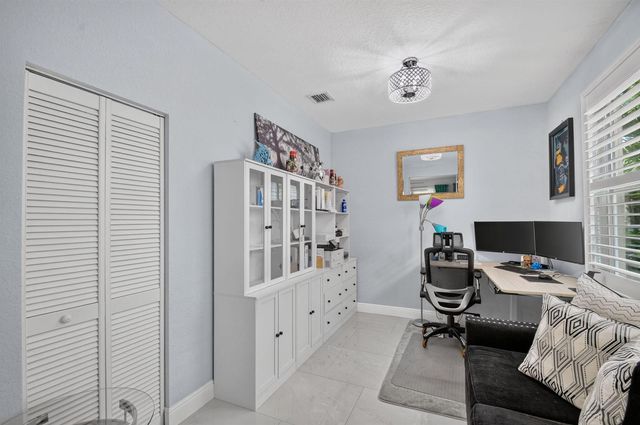 8890 Cobblestone Point Circle, Boynton Beach, FL 33472