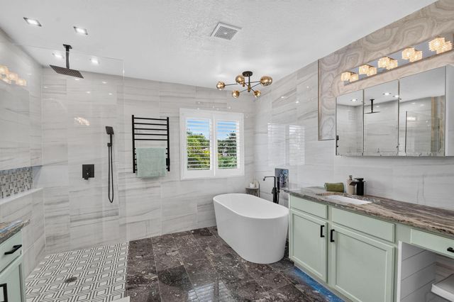 8890 Cobblestone Point Circle, Boynton Beach, FL 33472