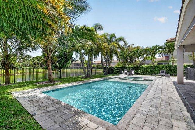 8890 Cobblestone Point Circle, Boynton Beach, FL 33472