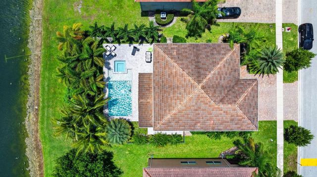 8890 Cobblestone Point Circle, Boynton Beach, FL 33472