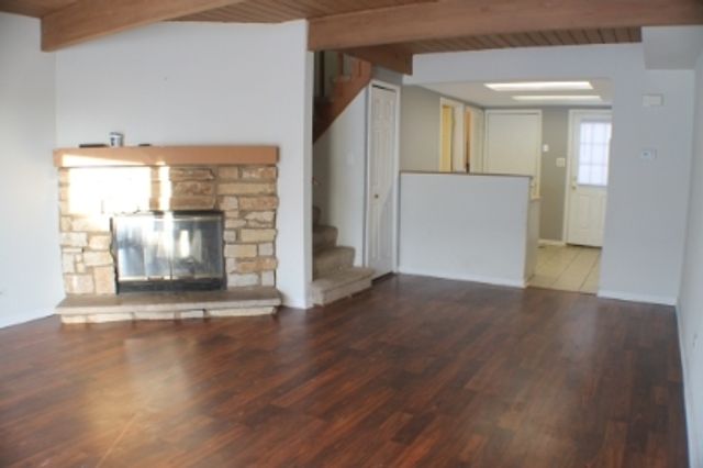 451 MEADOWGREEN Lane, Round Lake Beach, IL 60073