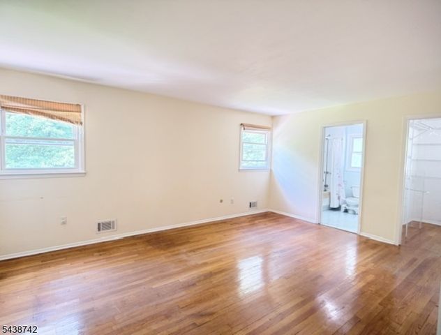 13 Greenwich Rd, Edison Twp., NJ 08820