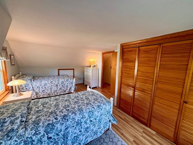 73 Sunrise Dr, Weymouth, MA 02191