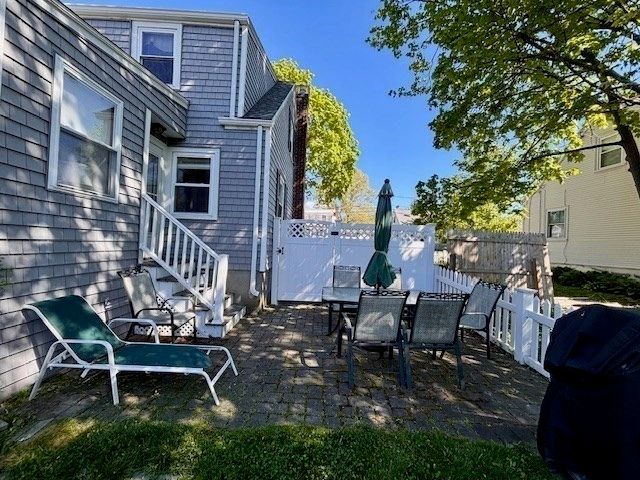 73 Sunrise Dr, Weymouth, MA 02191