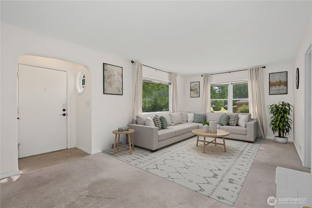 6621 Alfaretta Street SW, Lakewood, WA 98499