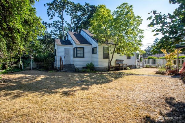 6621 Alfaretta Street SW, Lakewood, WA 98499