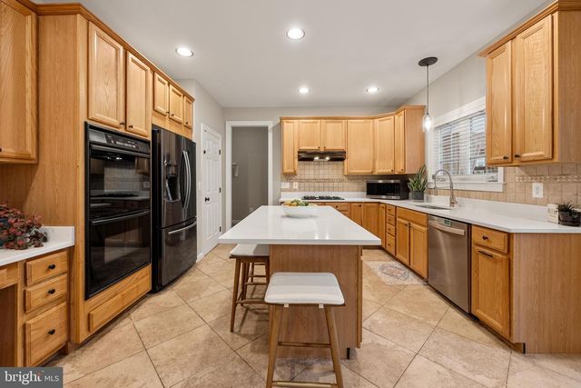 7224 WINNIPEG CT, Gainesville, VA 20155