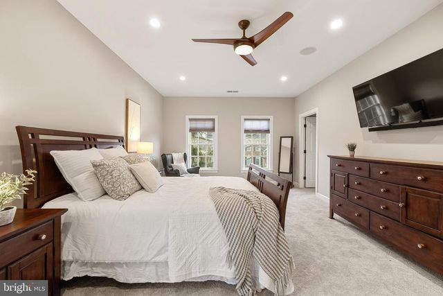 7224 WINNIPEG CT, Gainesville, VA 20155