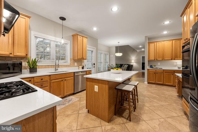 7224 WINNIPEG CT, Gainesville, VA 20155