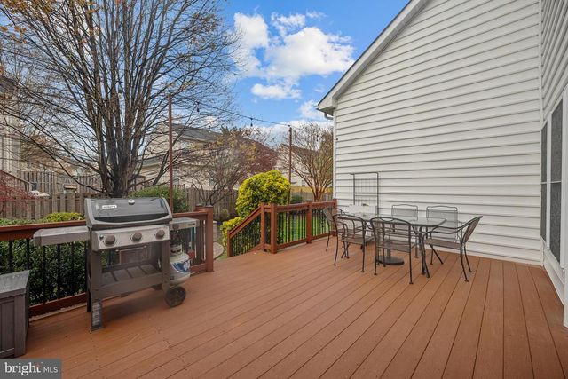 7224 WINNIPEG CT, Gainesville, VA 20155