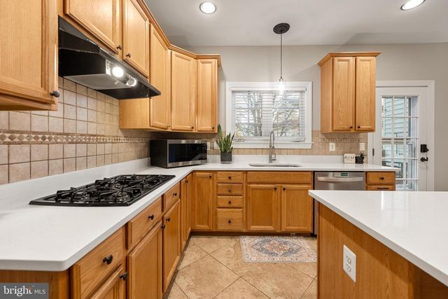 7224 WINNIPEG CT, Gainesville, VA 20155