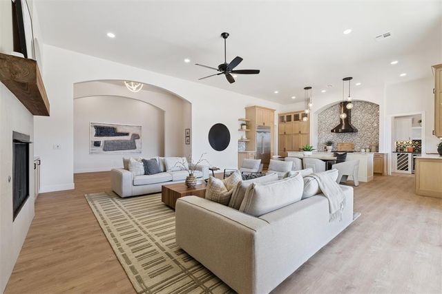 3832 SE 54th Place, Norman, OK 73072