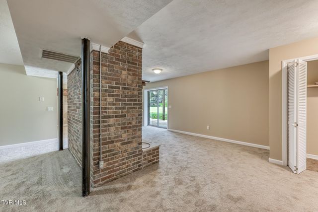 5509 Memorial Boulevard, Kingsport, TN 37664