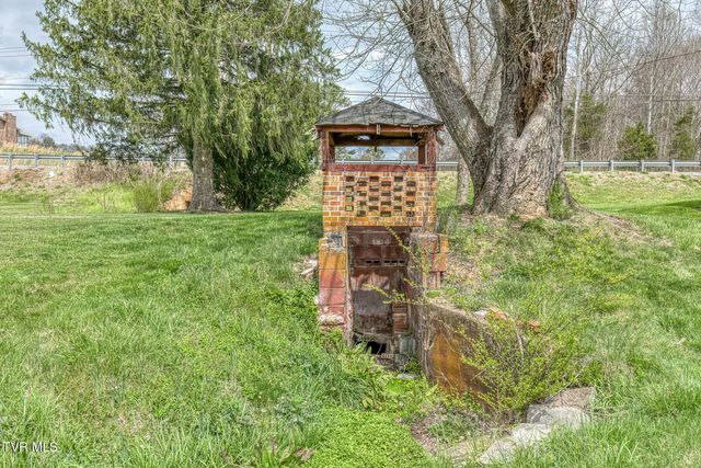 5509 Memorial Boulevard, Kingsport, TN 37664