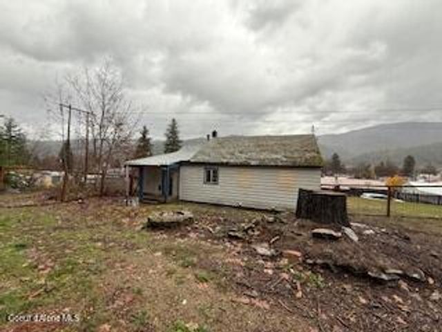 1151 E Fir AVE, Osburn, ID 83849