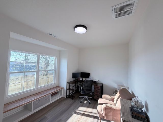 205 S 3rd Avenue, Ozark, MO 65721