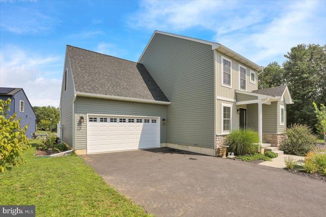 116 MEADOWS BND, Lititz, PA 17543