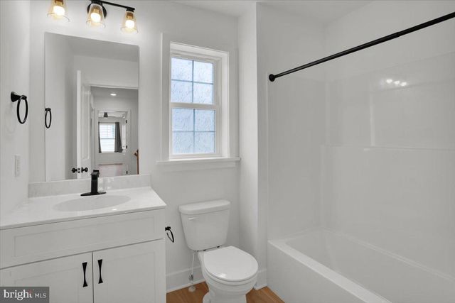116 MEADOWS BND, Lititz, PA 17543