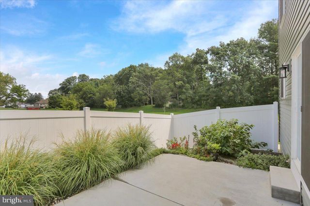 116 MEADOWS BND, Lititz, PA 17543