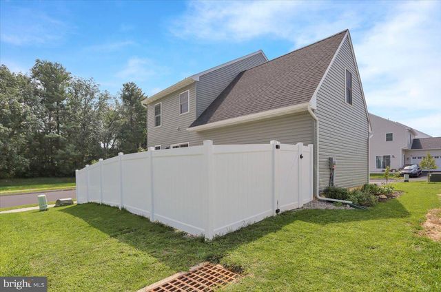 116 MEADOWS BND, Lititz, PA 17543