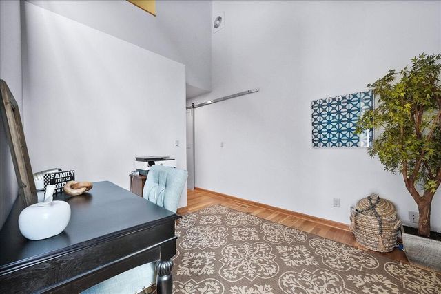 2828 Lakewood Trail, Chesterton, IN 46304