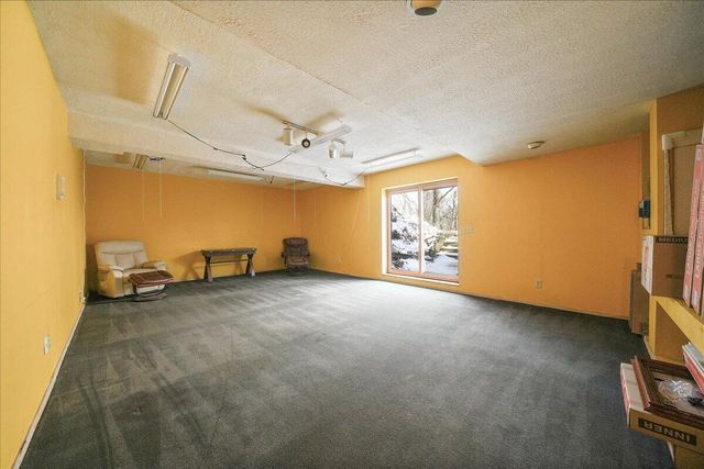 2828 Lakewood Trail, Chesterton, IN 46304