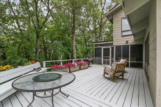 2828 Lakewood Trail, Chesterton, IN 46304