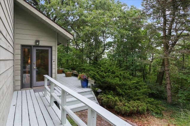 2828 Lakewood Trail, Chesterton, IN 46304