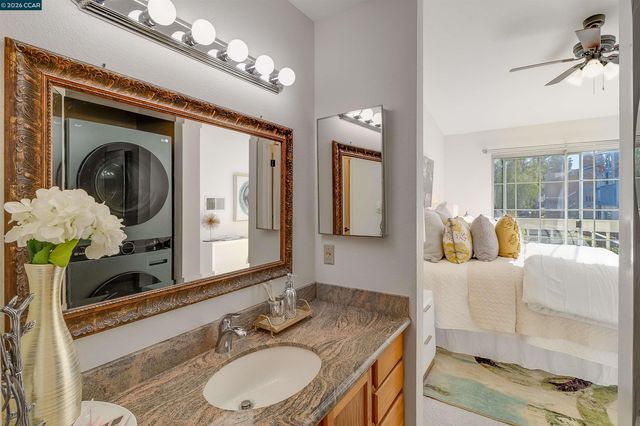 100 Glenwood, Hercules, CA 94547