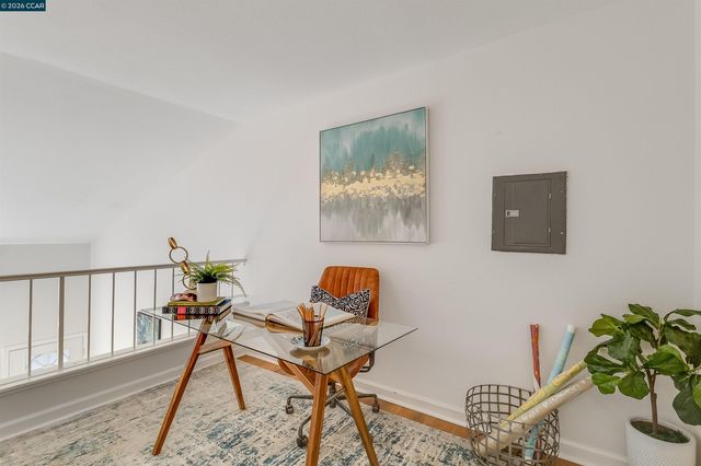 100 Glenwood, Hercules, CA 94547