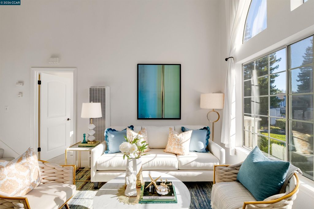 100 Glenwood, Hercules, CA 94547