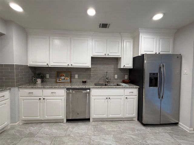 9626 Magnolia Ridge Drive, Houston, TX 77070