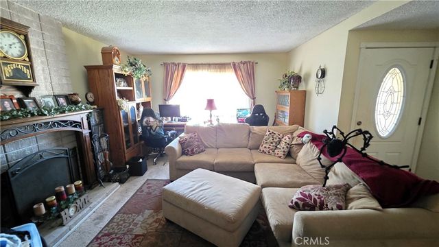 19460 Delight, Canyon Country, CA 91351