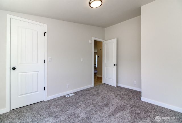 510 E Enchantment Heights Drive, Union, WA 98592