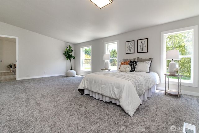 510 E Enchantment Heights Drive, Union, WA 98592