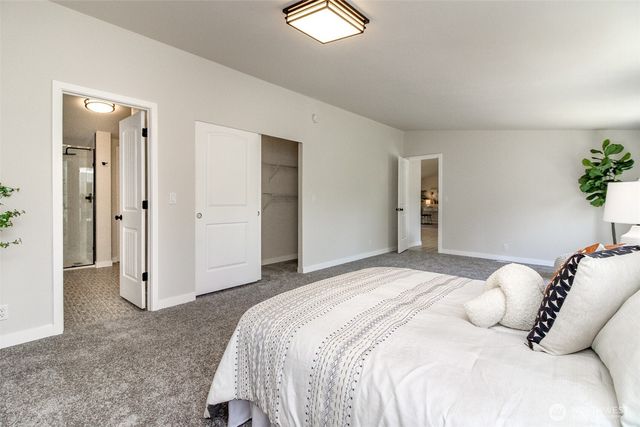 510 E Enchantment Heights Drive, Union, WA 98592