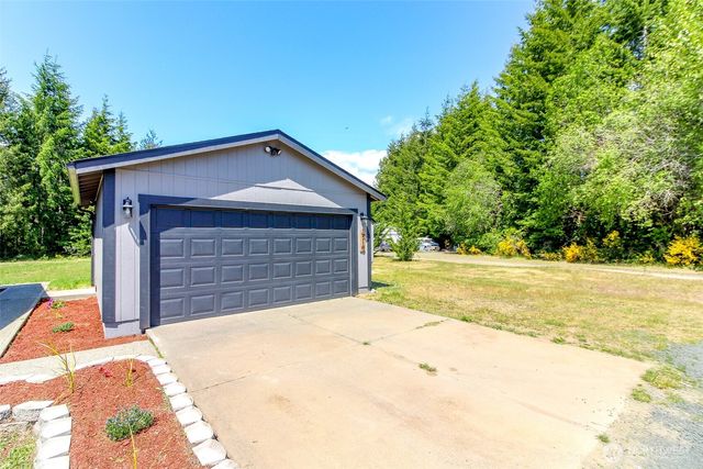 510 E Enchantment Heights Drive, Union, WA 98592