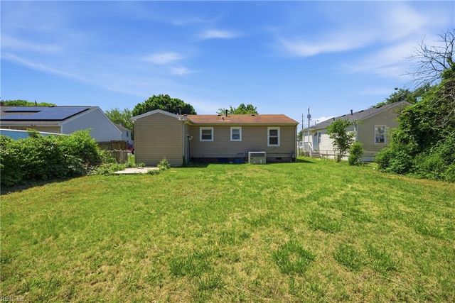 804 Roseclair St, Norfolk, VA 23523