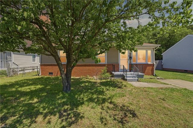 804 Roseclair St, Norfolk, VA 23523