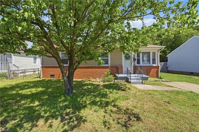 804 Roseclair St, Norfolk, VA 23523