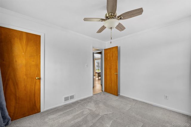 13750 Kingston Street, Oak Park, MI 48237