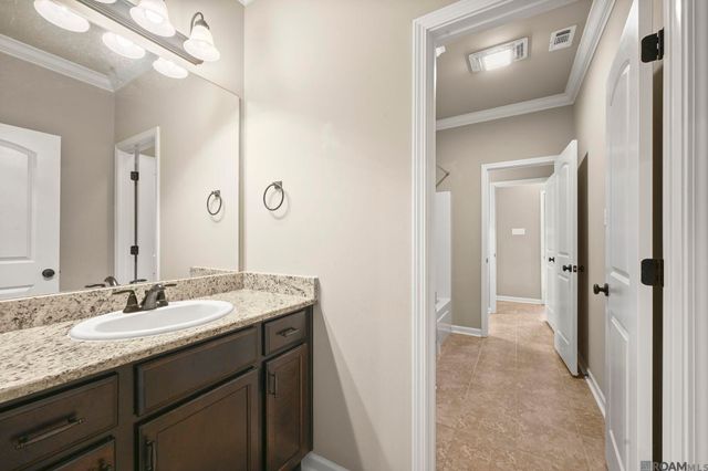 16479 Walk Around Ave, Prairieville, LA 70769