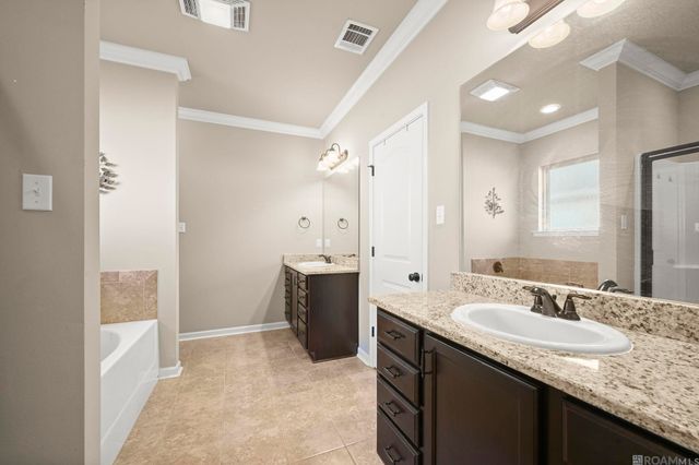 16479 Walk Around Ave, Prairieville, LA 70769